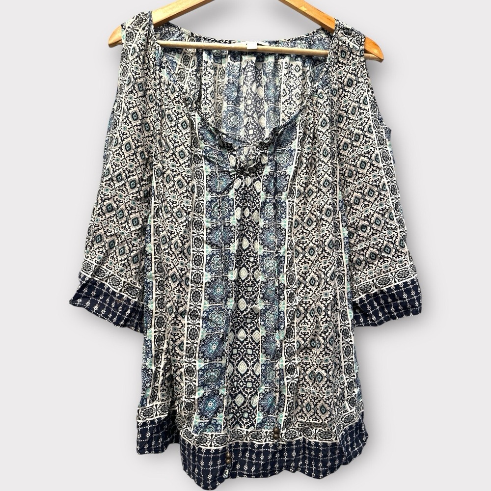 Westport 1962 Womens 1X Cold Shoulder Blouse Navy Teal Medallion Print Rayon Top